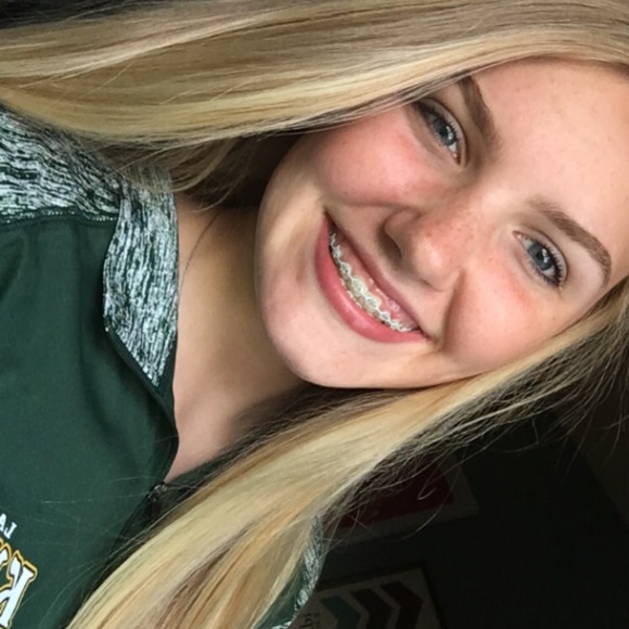 Meet your Posher, Hannah - Picture 1 of 1